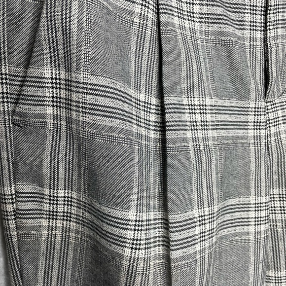Banana Republic NWOT High Rise Pleated Tapered Leg Plaid Trousers - Picture 5 of 8
